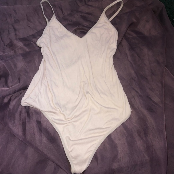 Aritzia nude bodysuit - Picture 2 of 2